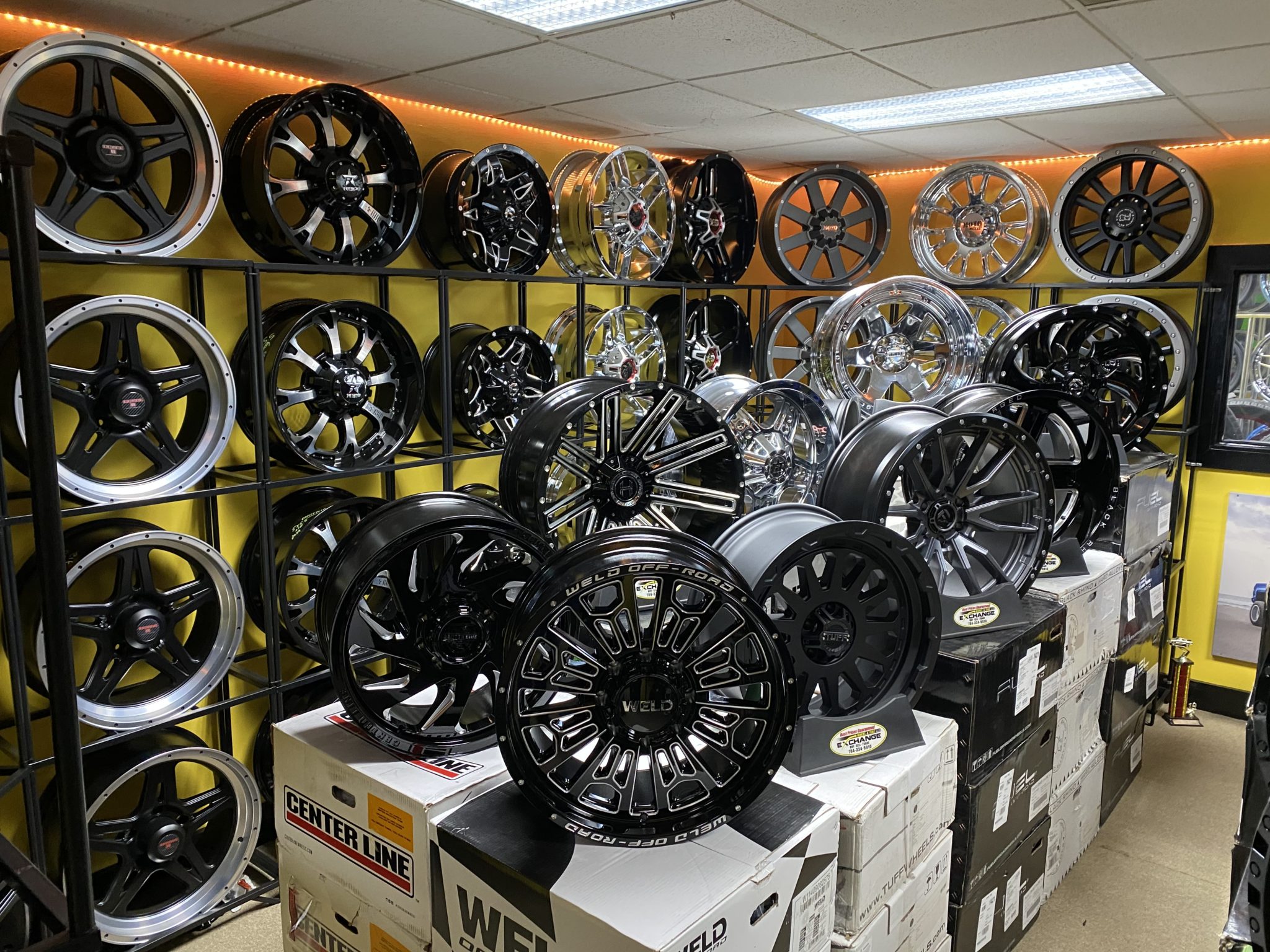 Wheel & Tire Exchange
